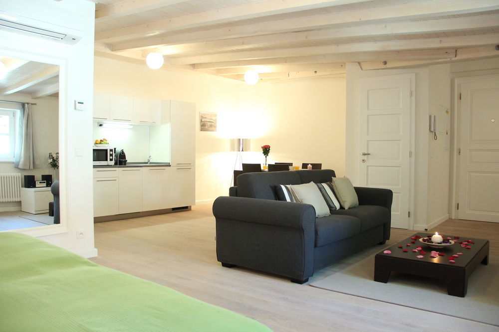 Central Prague Apartments ภายนอก รูปภาพ