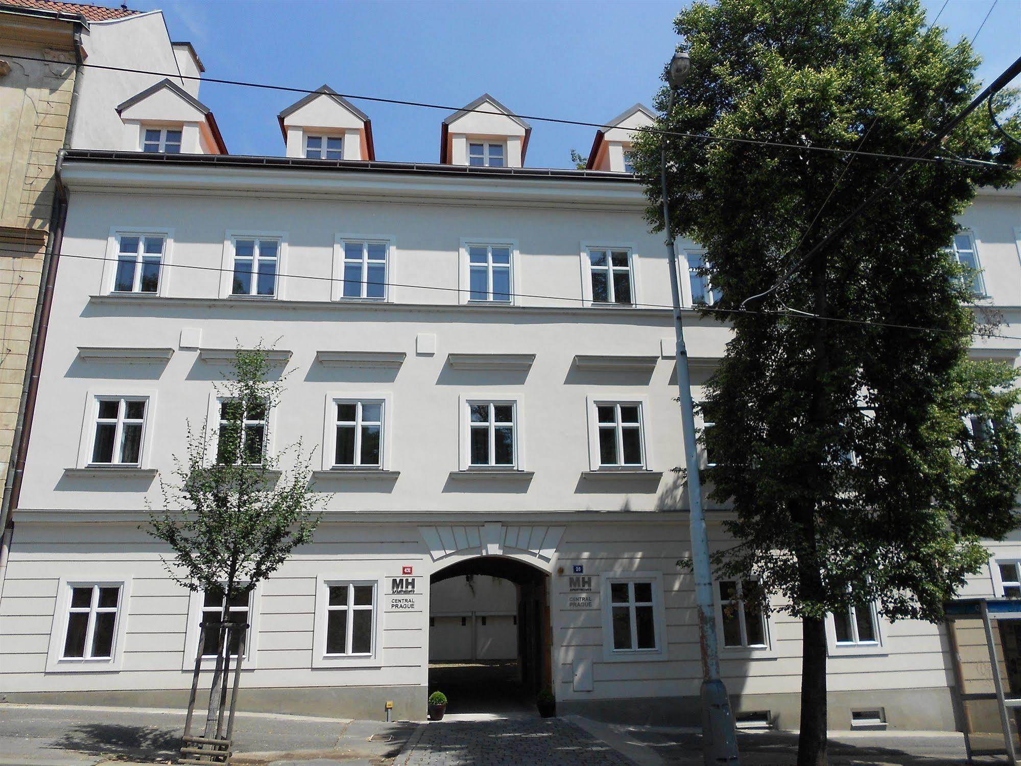 Central Prague Apartments ภายนอก รูปภาพ