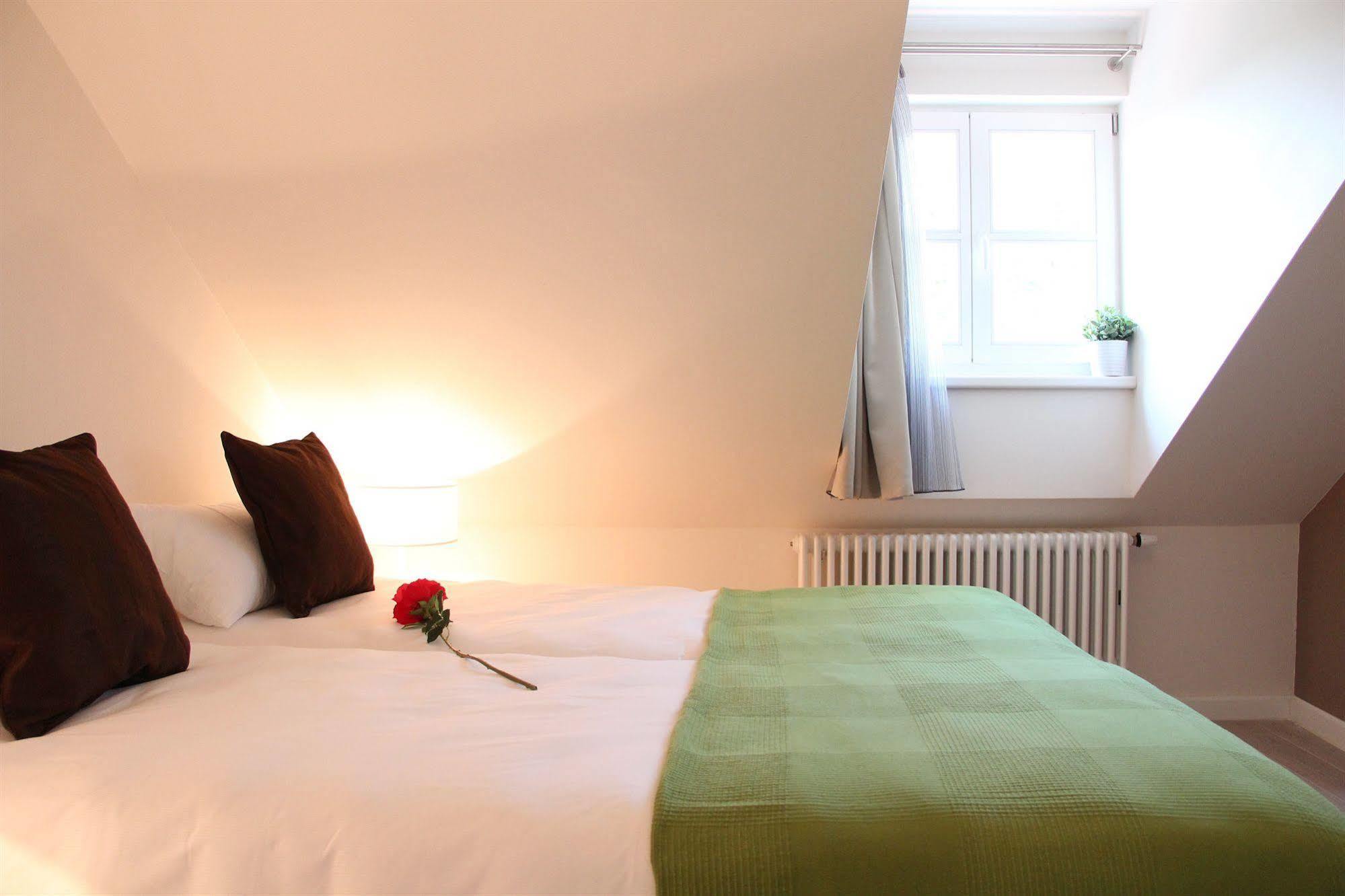Central Prague Apartments ภายนอก รูปภาพ